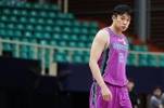 5年前的今天：丁彦雨航和山东男篮签下2年的顶薪续约合同